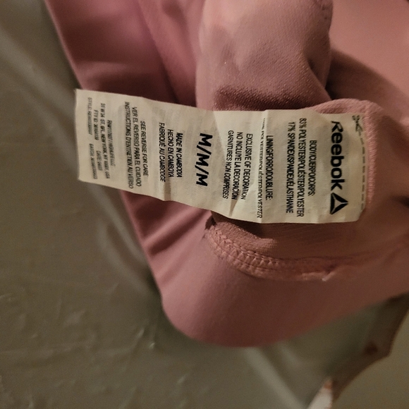 Reebok Sport Bra Size medium - Picture 5 of 6